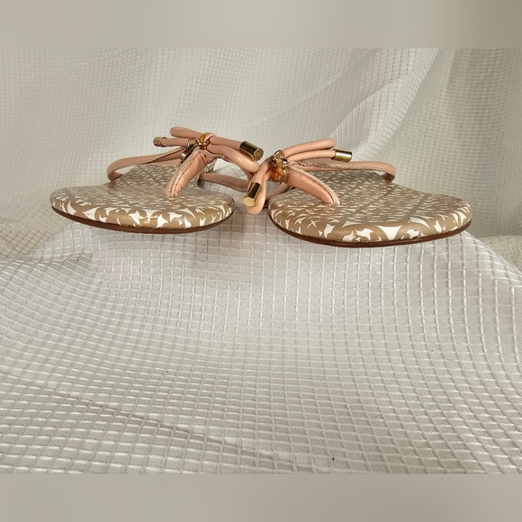 *LIKE NEW* Kate Spade Sandals/Flip Flops - Picture 11 of 14